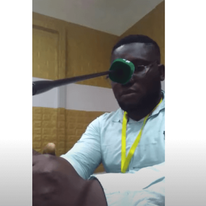 Sara Cabinga entrevista Hélder Simbad na Rádio Tokoitsta