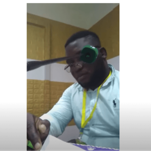 Sara Cabinga entrevista Hélder Simbad na Rádio Tokoitsta